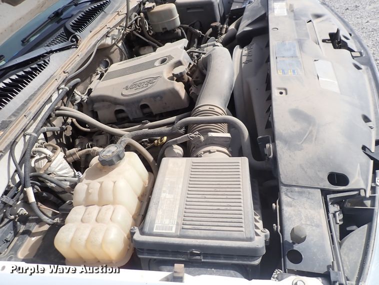 image for item DC4076 2002 Chevrolet Silverado 3500  utility bed pickup truck