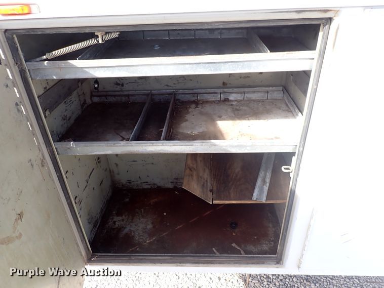 image for item DC4076 2002 Chevrolet Silverado 3500  utility bed pickup truck