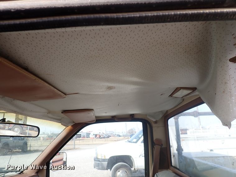 image for item DC4077 1990 Chevrolet K3500  utility bed pickup truck