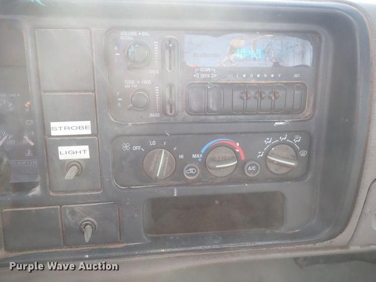 image for item DC4078 2000 Chevrolet C3500  utility bed pickup truck