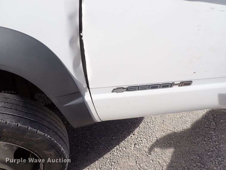 image for item DC4078 2000 Chevrolet C3500  utility bed pickup truck