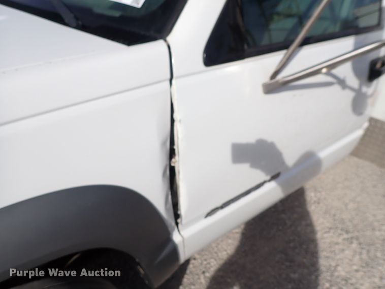 image for item DC4078 2000 Chevrolet C3500  utility bed pickup truck