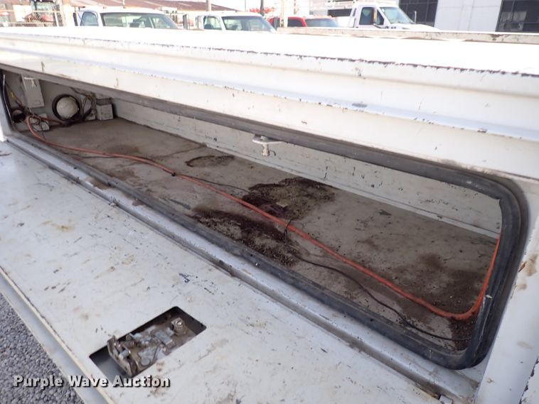 image for item DC4078 2000 Chevrolet C3500  utility bed pickup truck