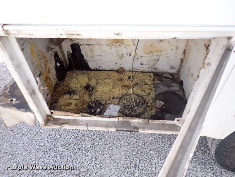 image for item DC4078 2000 Chevrolet C3500  utility bed pickup truck