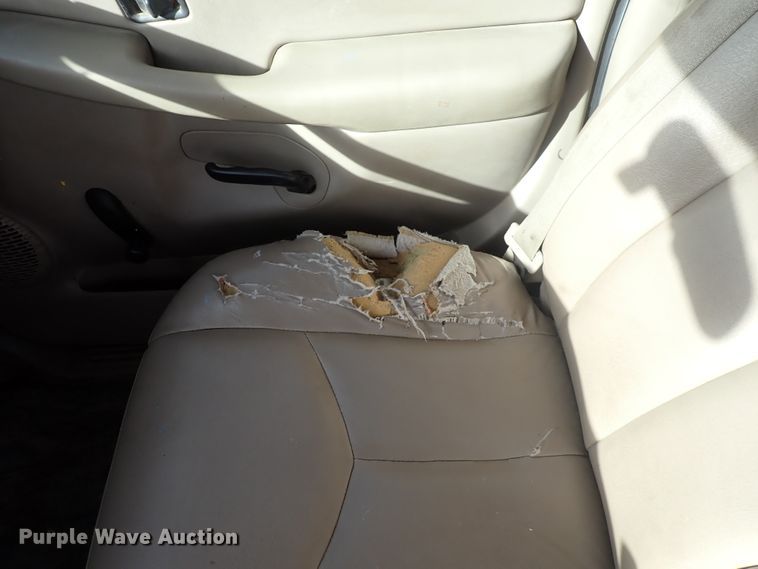 image for item DC4079 2005 Chevrolet Silverado 3500  utility bed pickup truck