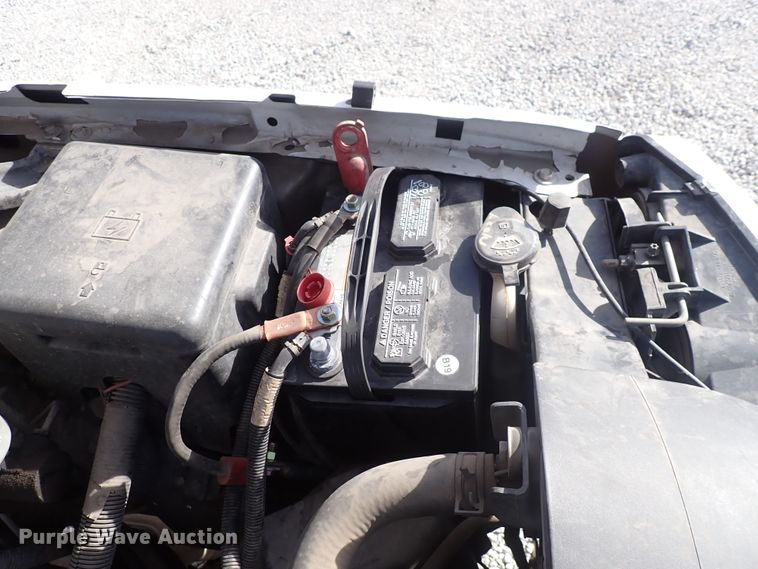 image for item DC4079 2005 Chevrolet Silverado 3500  utility bed pickup truck