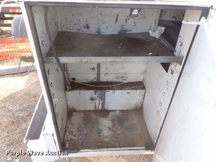 image for item DC4080 2003 Chevrolet Silverado 3500  utility bed pickup truck