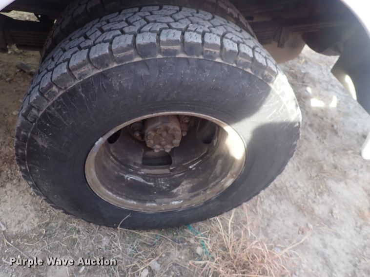 image for item DC4080 2003 Chevrolet Silverado 3500  utility bed pickup truck