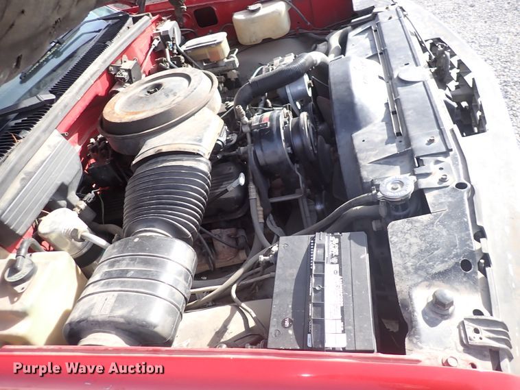 image for item DC4081 1992 Chevrolet K3500  flatbed pickup truck