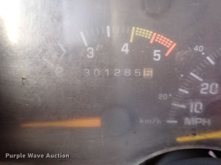 image for item DC4081 1992 Chevrolet K3500  flatbed pickup truck