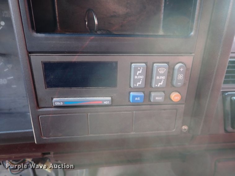 image for item DC4081 1992 Chevrolet K3500  flatbed pickup truck