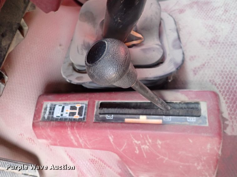 image for item DC4081 1992 Chevrolet K3500  flatbed pickup truck