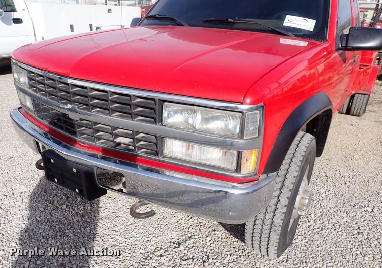 image for item DC4081 1992 Chevrolet K3500  flatbed pickup truck