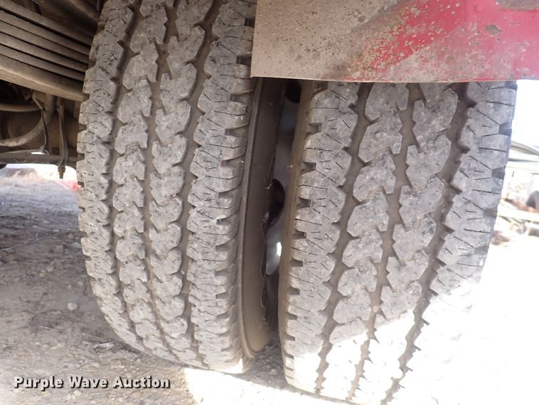 image for item DC4081 1992 Chevrolet K3500  flatbed pickup truck