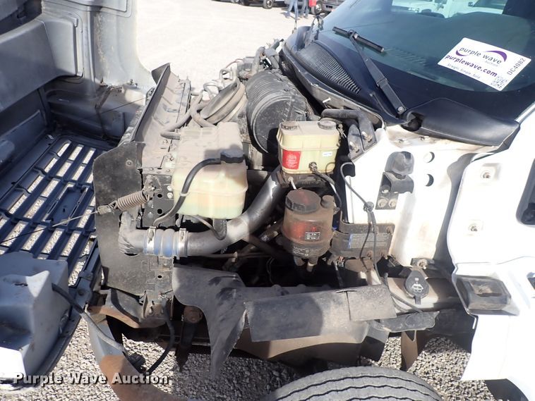 image for item DC4082 2003 Chevrolet C4500  utility / service truck