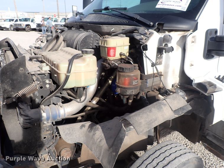 image for item DC4082 2003 Chevrolet C4500  utility / service truck