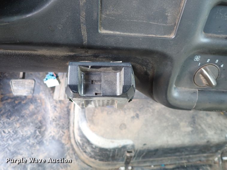 image for item DC4082 2003 Chevrolet C4500  utility / service truck