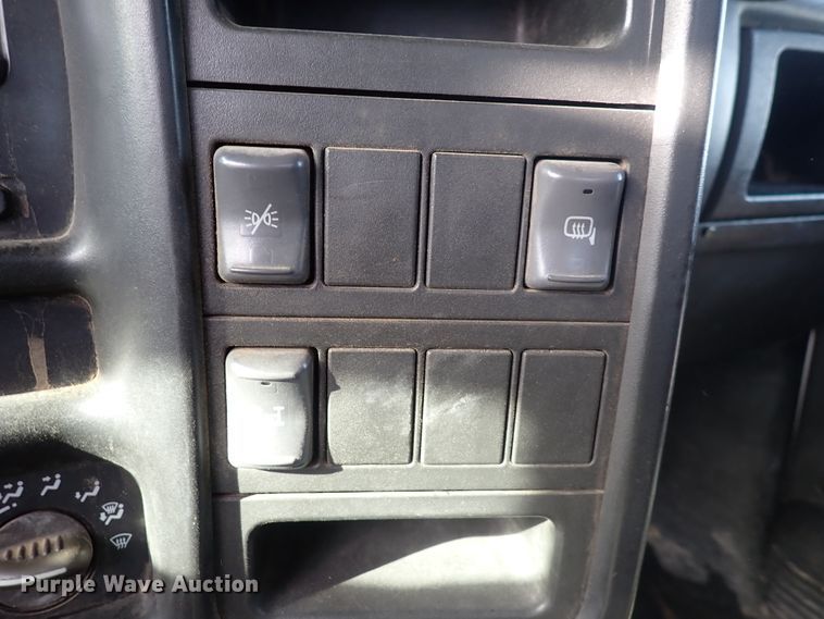 image for item DC4082 2003 Chevrolet C4500  utility / service truck