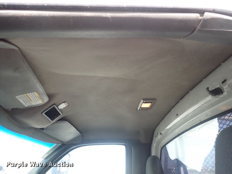 image for item DC4082 2003 Chevrolet C4500  utility / service truck