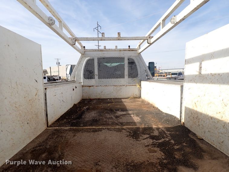 image for item DC4082 2003 Chevrolet C4500  utility / service truck