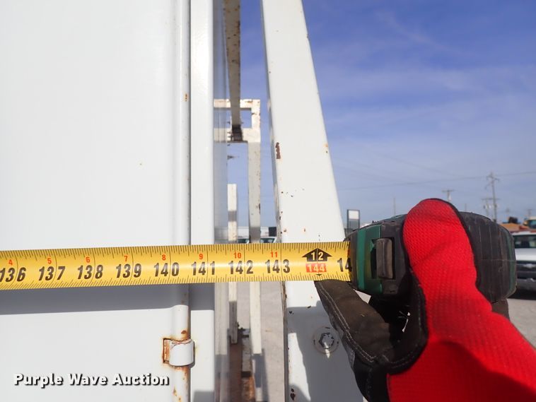 image for item DC4082 2003 Chevrolet C4500  utility / service truck