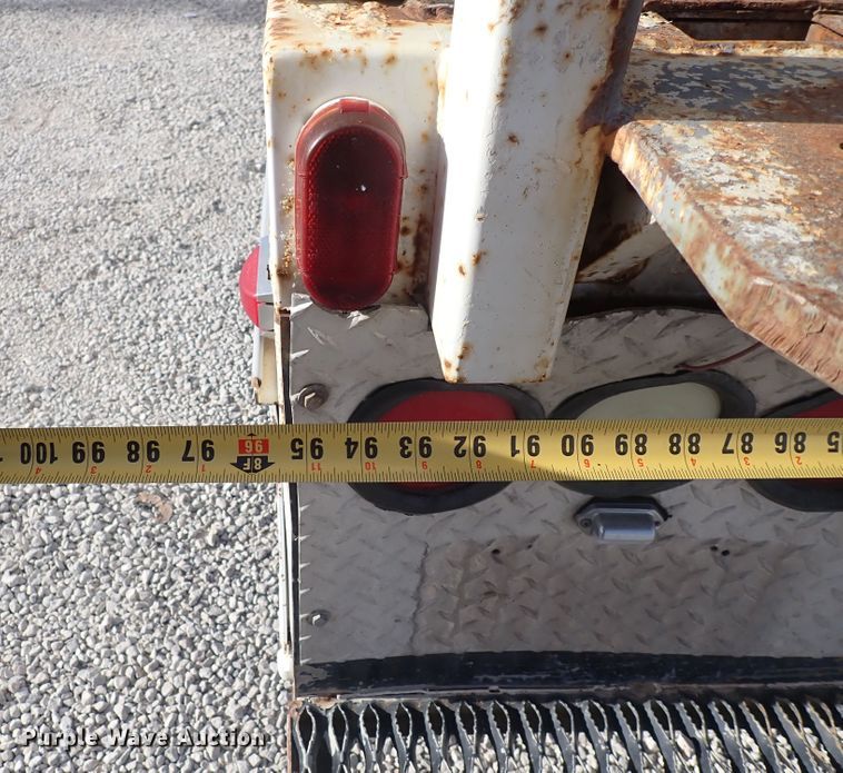 image for item DC4082 2003 Chevrolet C4500  utility / service truck