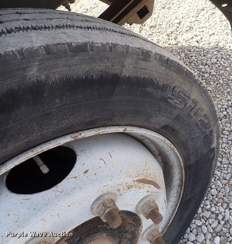 image for item DC4082 2003 Chevrolet C4500  utility / service truck