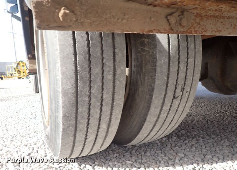 image for item DC4082 2003 Chevrolet C4500  utility / service truck