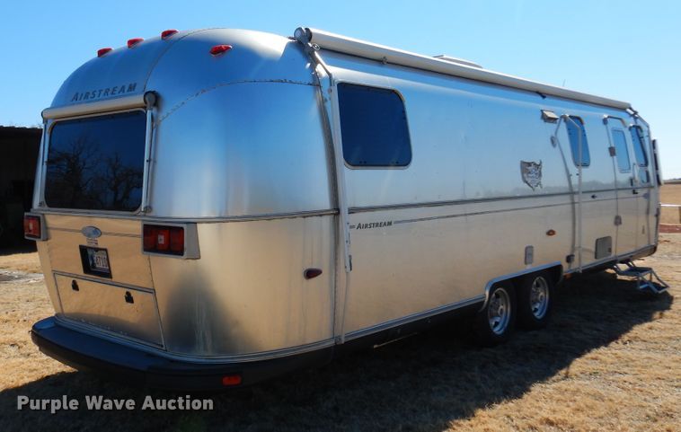 image for item DF0106 2004 Airstream  camper