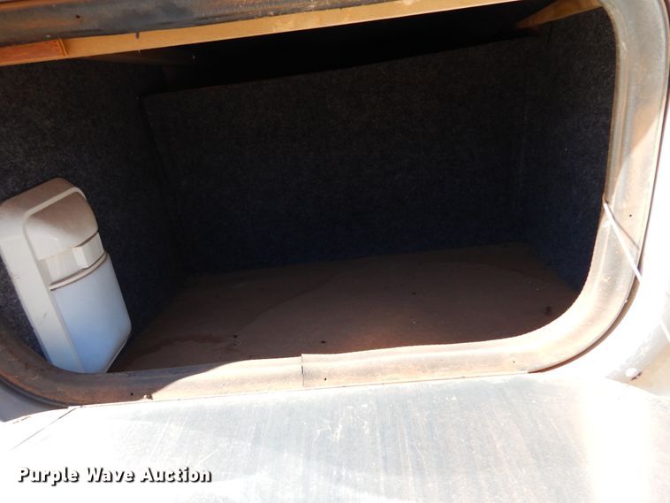 image for item DF0106 2004 Airstream  camper