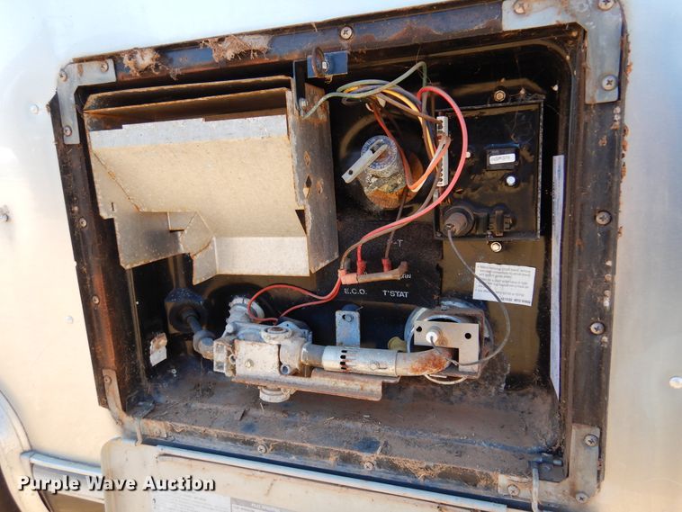 image for item DF0106 2004 Airstream  camper