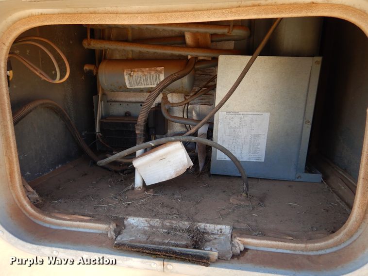 image for item DF0106 2004 Airstream  camper