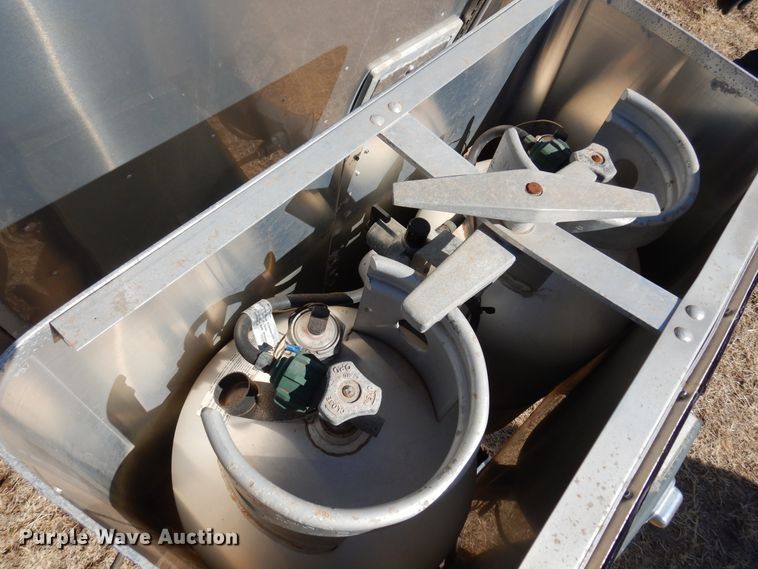 image for item DF0106 2004 Airstream  camper