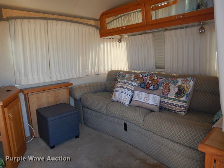 image for item DF0106 2004 Airstream  camper