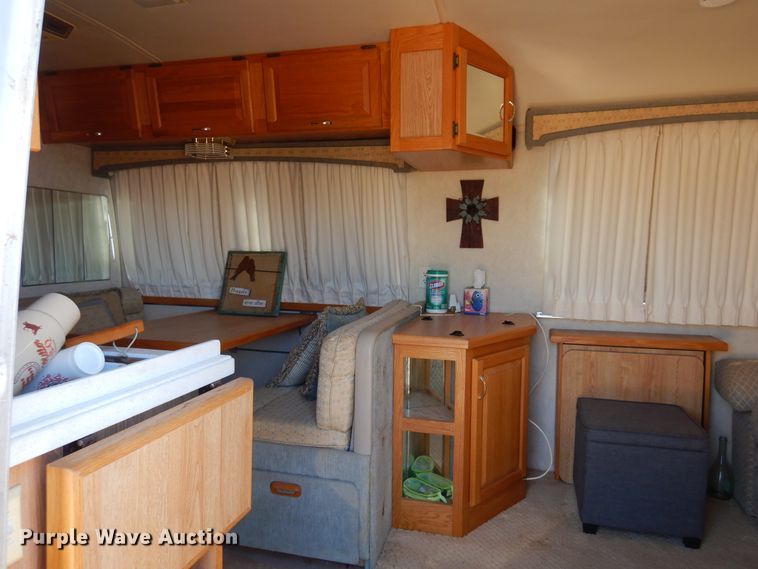 image for item DF0106 2004 Airstream  camper