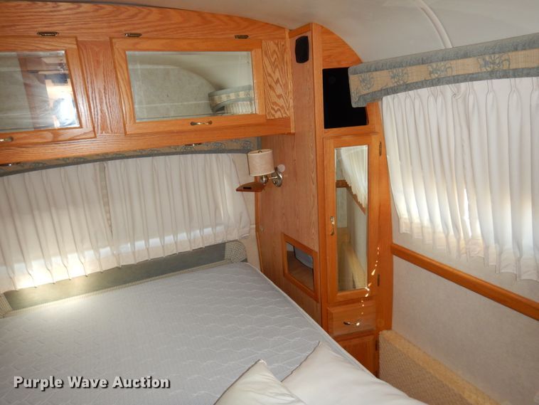 image for item DF0106 2004 Airstream  camper
