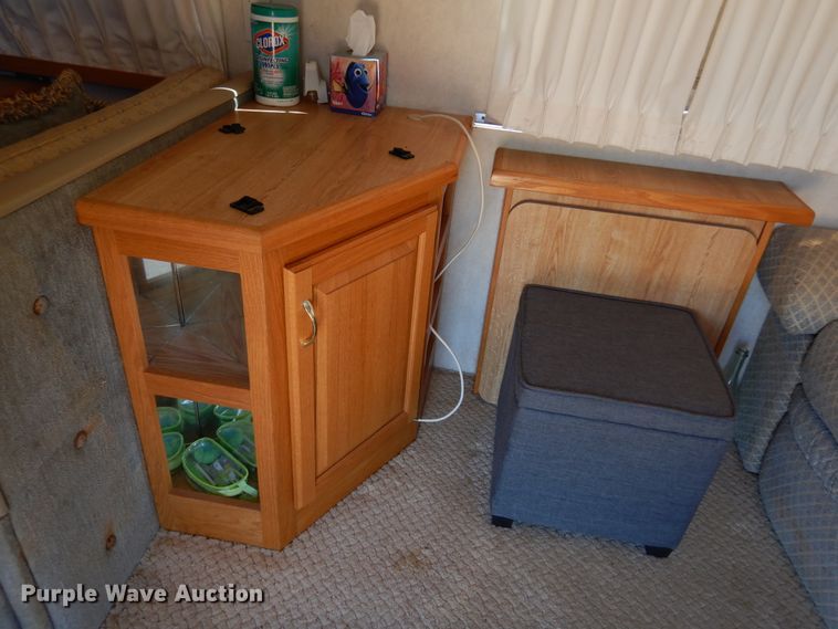 image for item DF0106 2004 Airstream  camper