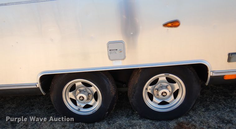 image for item DF0106 2004 Airstream  camper