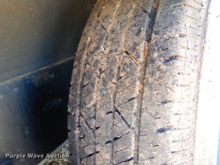 image for item DF0106 2004 Airstream  camper