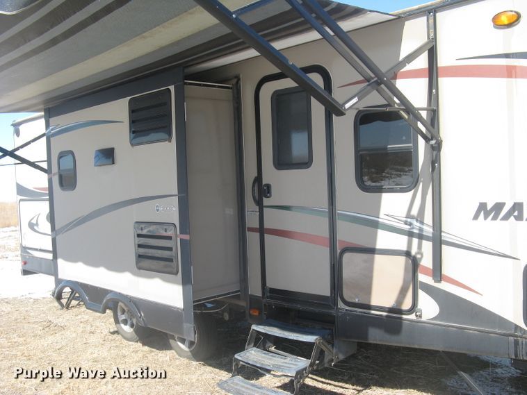 image for item DG5327 2015 Heartland Mallard  camper
