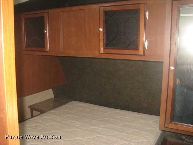 image for item DG5327 2015 Heartland Mallard  camper