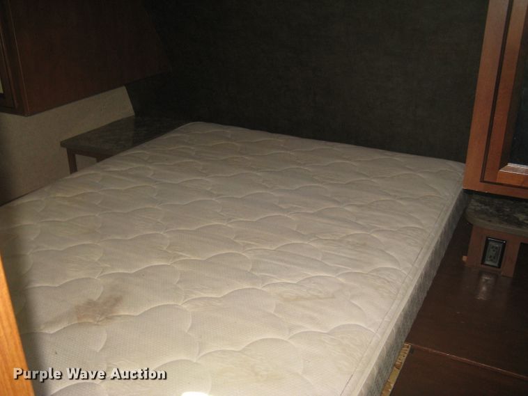 image for item DG5327 2015 Heartland Mallard  camper