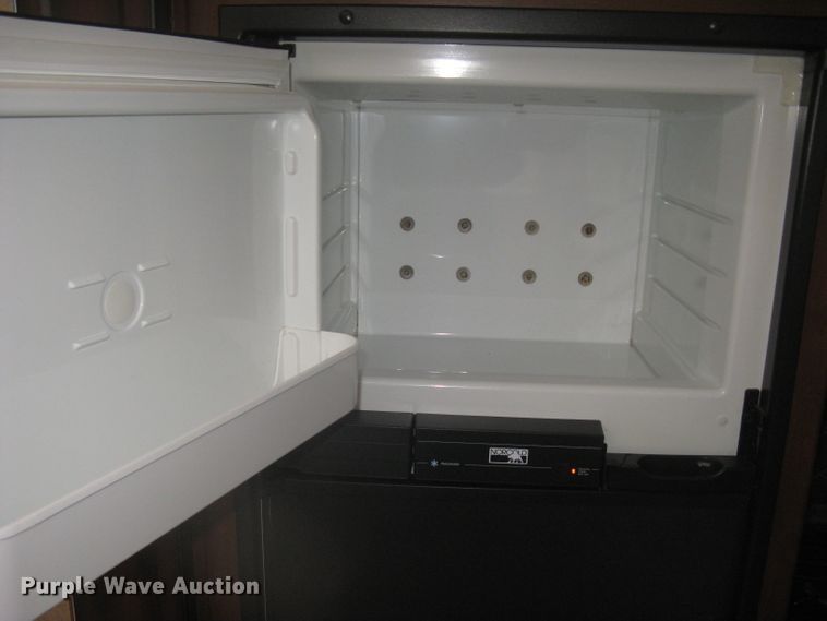 image for item DG5327 2015 Heartland Mallard  camper