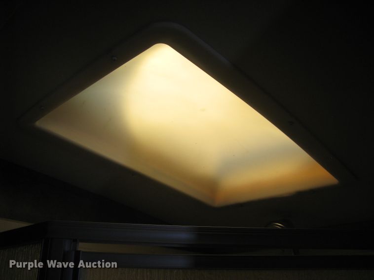 image for item DG5327 2015 Heartland Mallard  camper