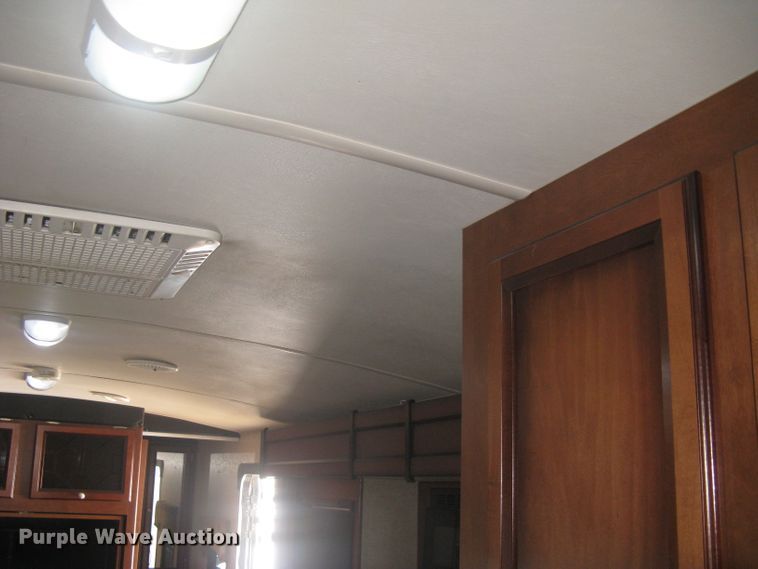 image for item DG5327 2015 Heartland Mallard  camper