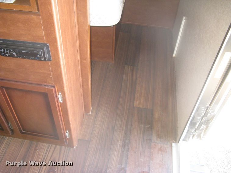 image for item DG5327 2015 Heartland Mallard  camper