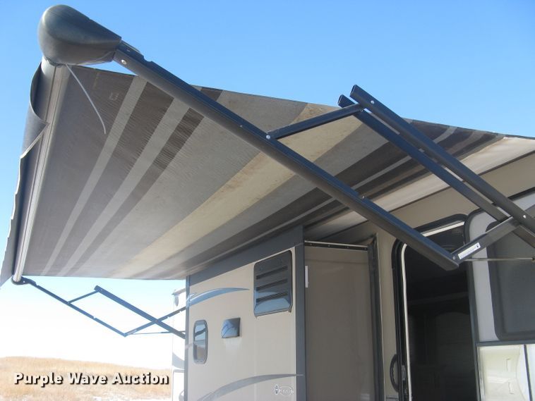 image for item DG5327 2015 Heartland Mallard  camper