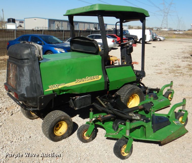 image for item DH7341 2003 John Deere 1600 Turbo  lawn mower