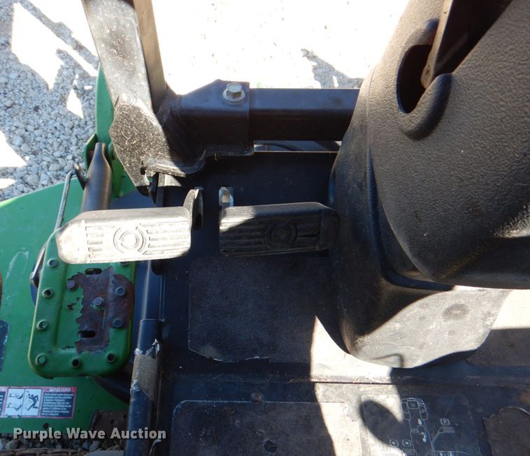 image for item DH7341 2003 John Deere 1600 Turbo  lawn mower