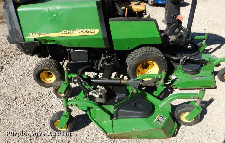 image for item DH7341 2003 John Deere 1600 Turbo  lawn mower